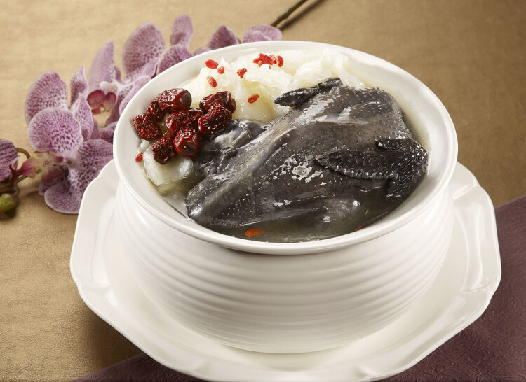 饭前喝汤好，还是饭后喝？不怕告诉你：这么喝汤能“掉肉”