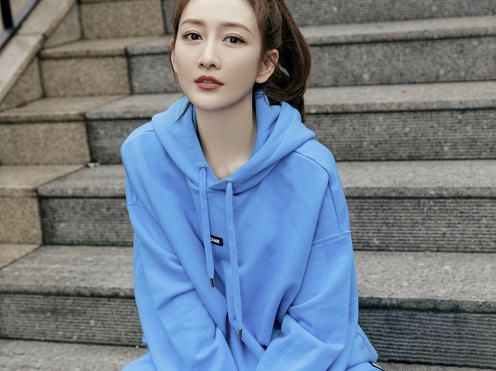 氧气美女！王鸥扎高马尾元气满满