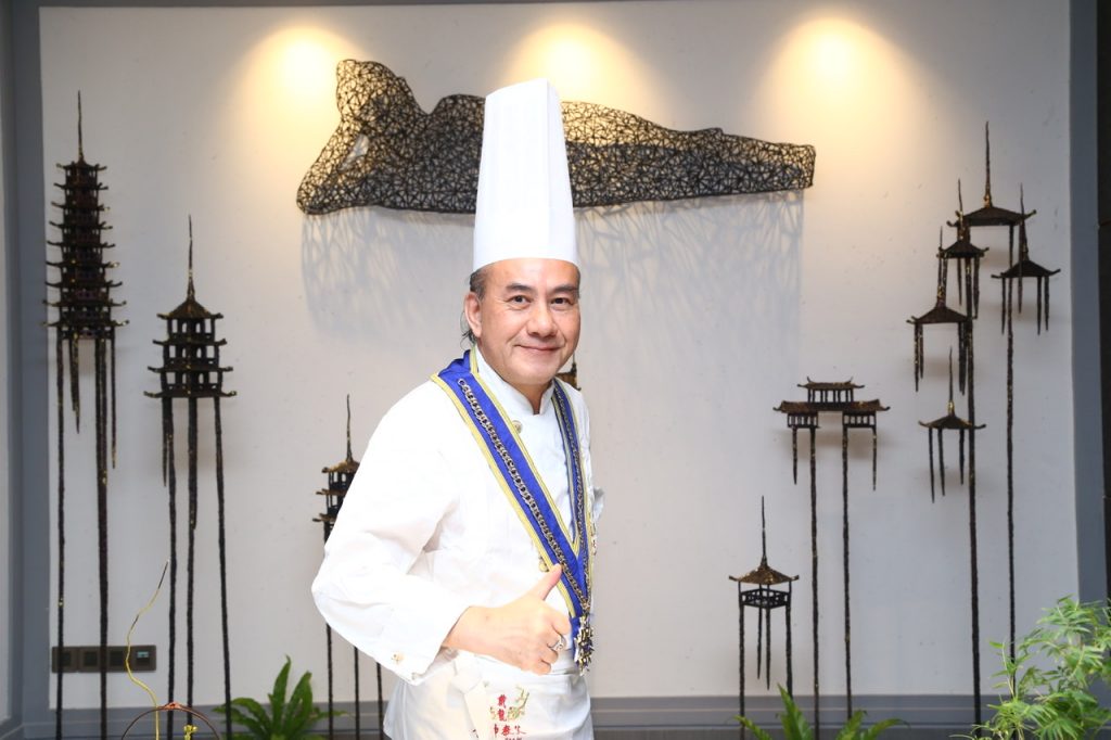 《食神》原型戴龙在深圳首创品牌 “下一站·幸福”茶餐厅罗湖田贝开业