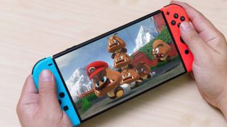 厂商提前曝光任天堂 Switch Pro 游戏机：配备 OLED 显示屏