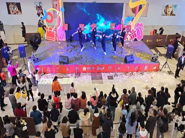 上半年销售再创新高,深圳皇庭广场2021继续精彩演绎