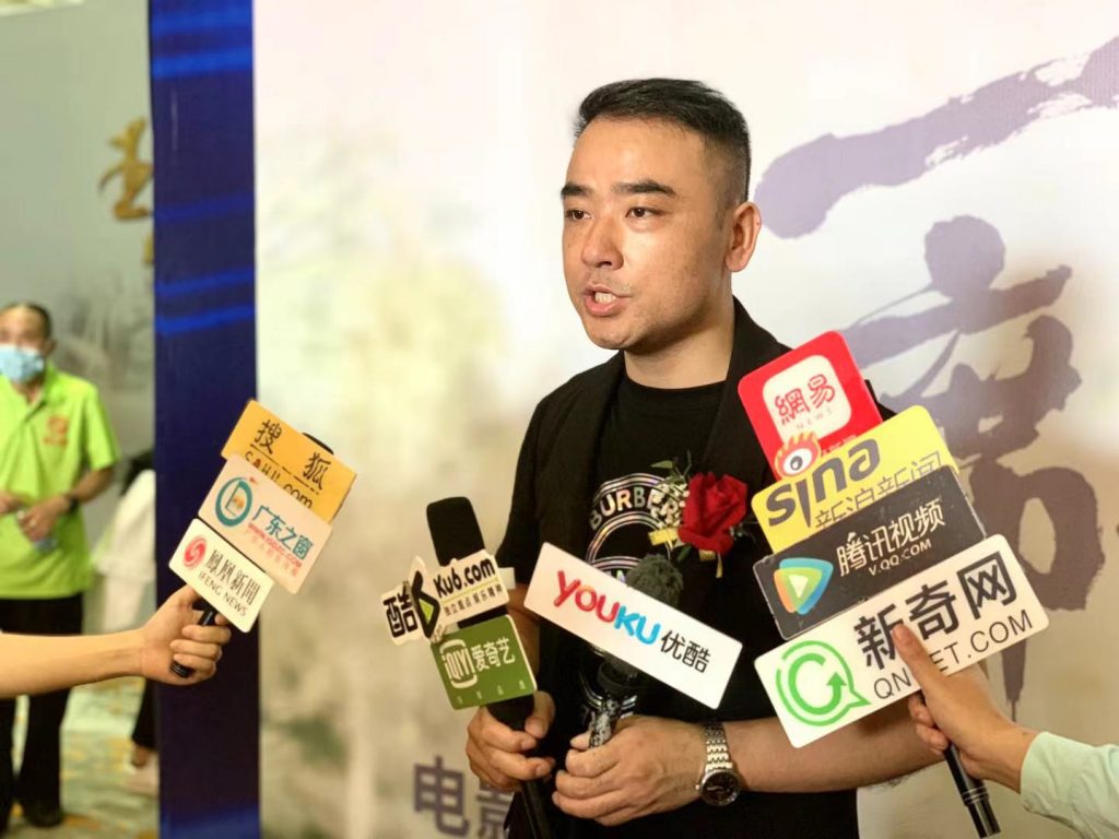 当代青年人在梦想与现实中艰难抉择 深圳本土电影《一席之地》定档7月23日
