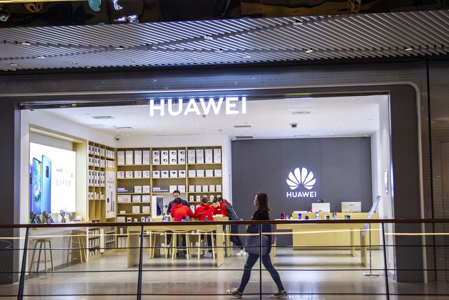 探访华为线下店：只有两部手机，全国都缺货