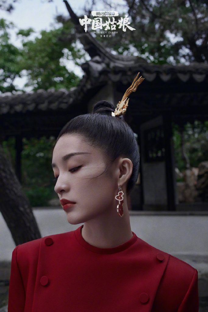 李沁园林古韵大片曝光 诠释极致东方美学