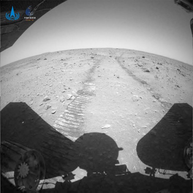 “祝融号”火星车向祖国报平安 已累计行驶236米