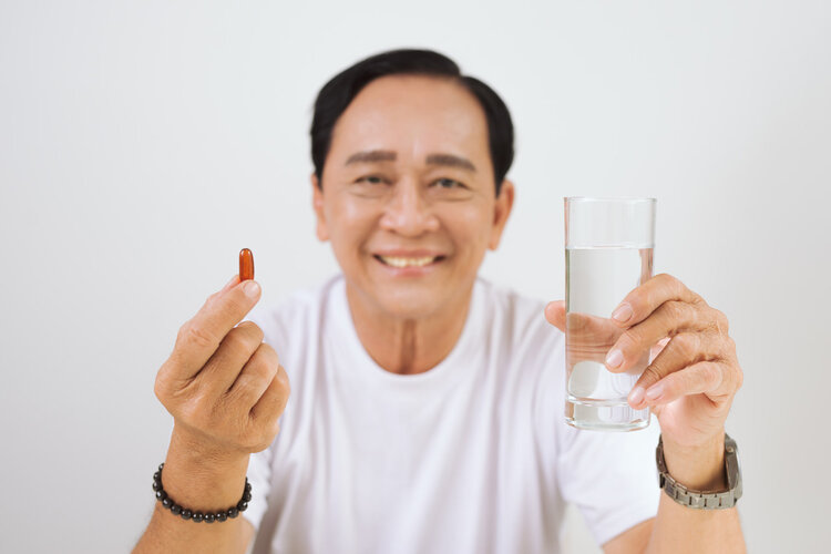 老年人预防脑梗和痴呆，叶酸是关键，如何正确补充？总结3个要点