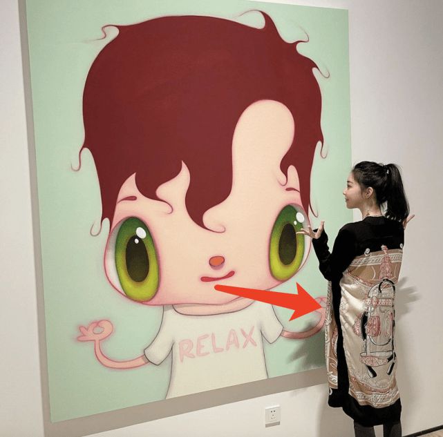 怀孕了?潘玮柏夫妇甜蜜互拍 宣云衣着宽松不露正面