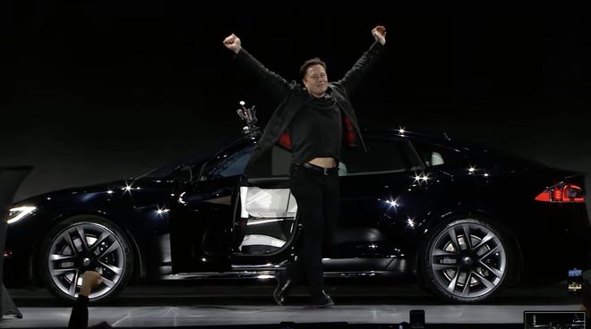 马斯克：Model S Plaid比保时捷更快，但比沃尔沃更安全
