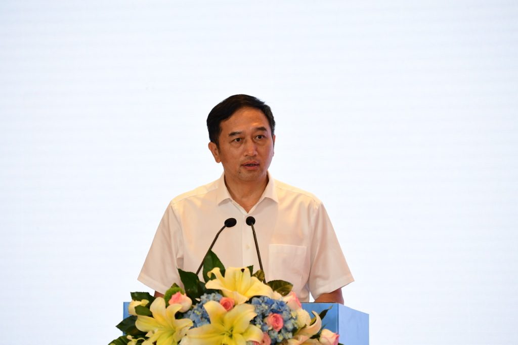 张家界在深举行文化旅游暨招商引资推介会三大重点招商产业抛出“橄榄枝”