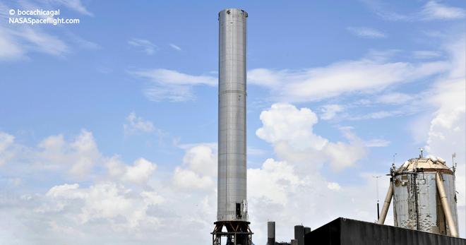 SpaceX首个轨道级超级重型助推器B4完工在即