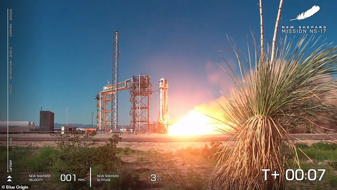 将贝索斯送入太空仅1个月后 蓝色起源飞船成功完成无人太空试飞