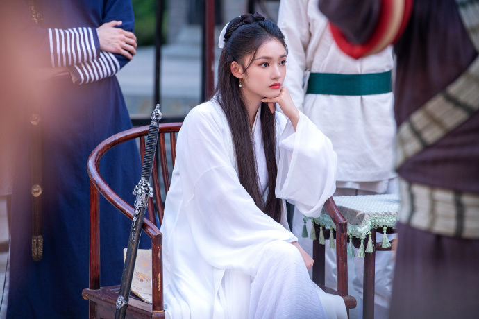 林允cos小龙女 白衣飘飘仙气十足
