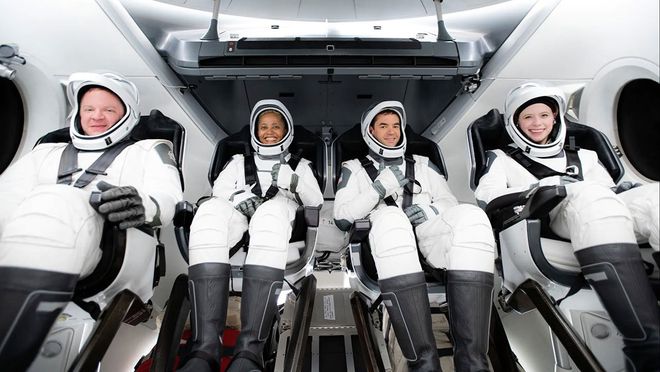 苹果多款产品将随SpaceX纯商业载人任务上天