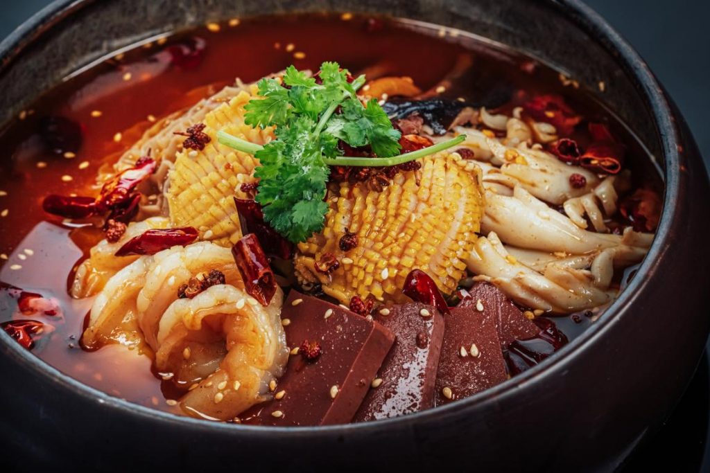广州CBD餐饮界空降神秘来客,诚邀你一探究竟