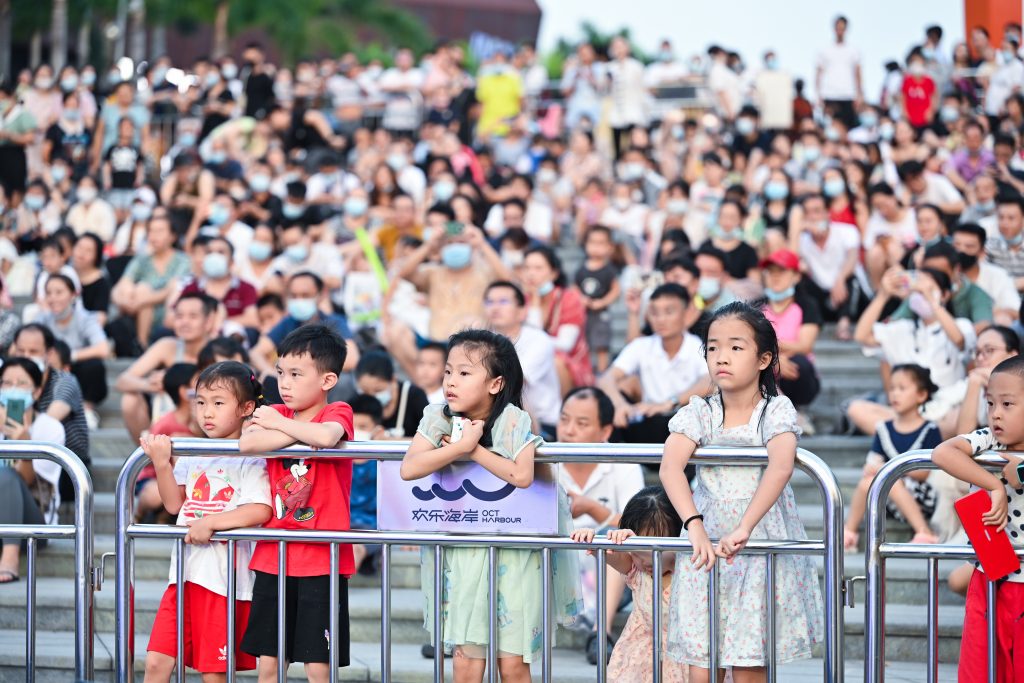 南山周末好去处：深圳市民最爱的节目回归，欢乐海岸“周末音乐会”每一场都人气爆满热力四射
