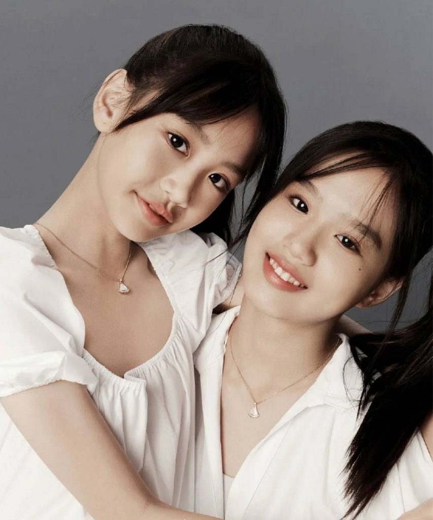 钟丽缇与女儿们合拍广告 母女三人十分养眼