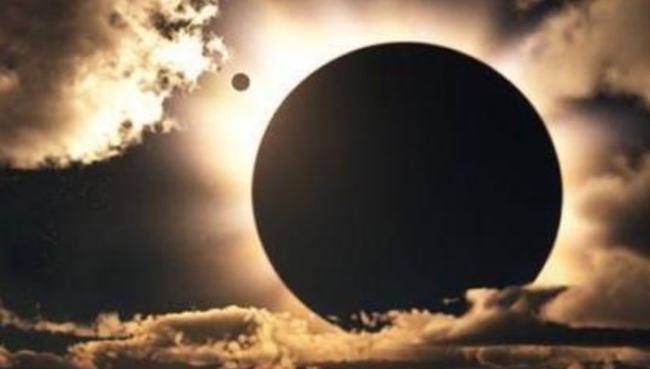 太阳熄灭后，人类要多久才能感知？8分钟后？准确来说是10000年