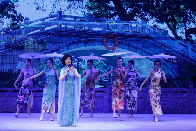 第三届粤港澳粤曲展演上演 湾区粤曲名家联袂献上视听盛宴