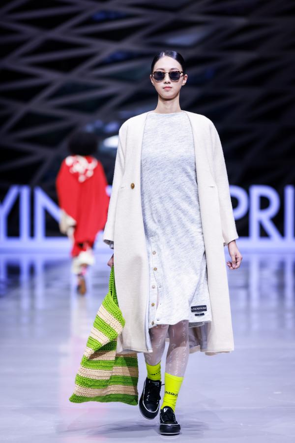 深圳时尚产业先锋点燃创意薪火——YINGER PRIZE全球新锐女装设计师邀请赛再度唱响