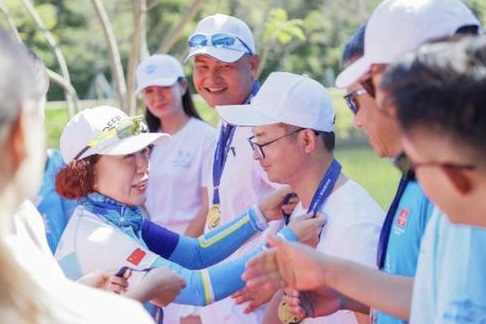 千帆竞发大沙河，2021年粤港澳大湾区赛艇邀请赛举行