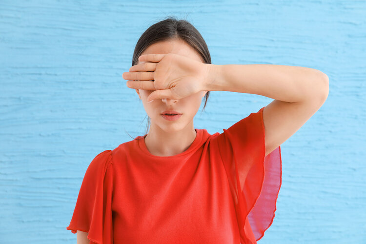 为什么劝女人不要割双眼皮？和5个原因有关