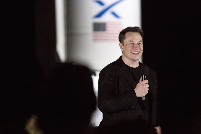 马斯克谎称SpaceX要破产，只为激励员工加班