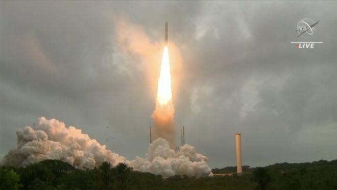 哈勃“继任者”韦伯太空望远镜发射升空