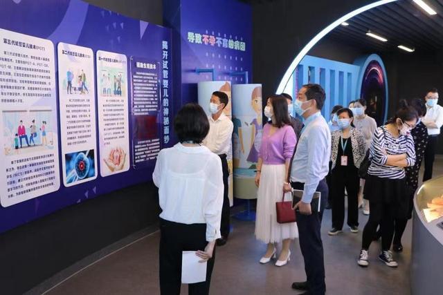 珠海市总工会调研珠澳女职工健康服务中心建设工作 