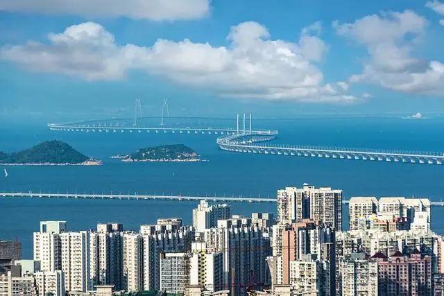 率先探索统一大市场 推动粤港澳大湾区形成新发展格局 