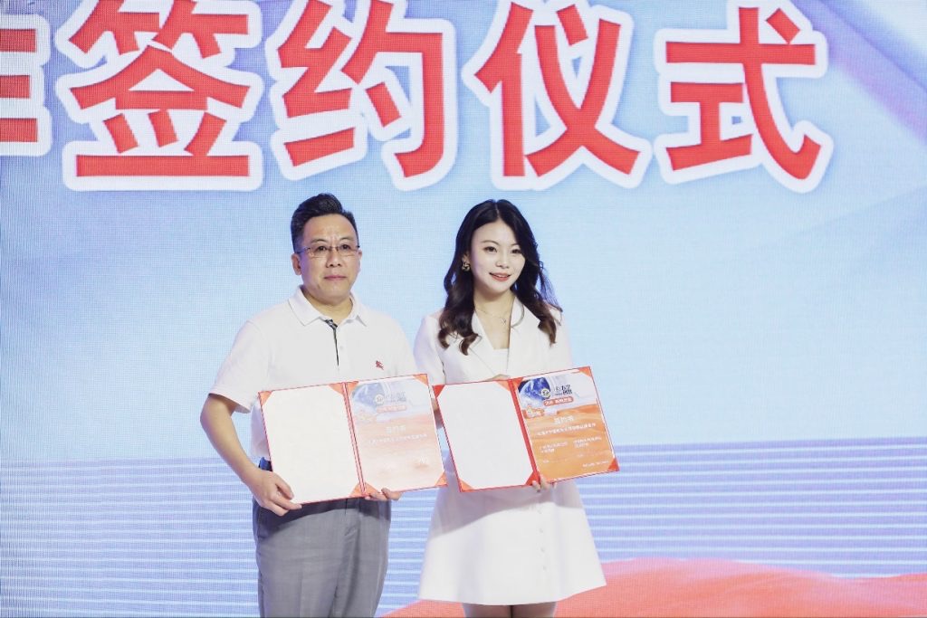 汰渍正式官宣中国航天太空创想合作 开启洁净洗衣新篇章