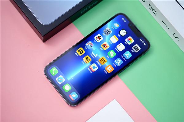 博主曝光iOS 15.5重大bug！系统设置偷跑流量：有网友被坑超10GB 