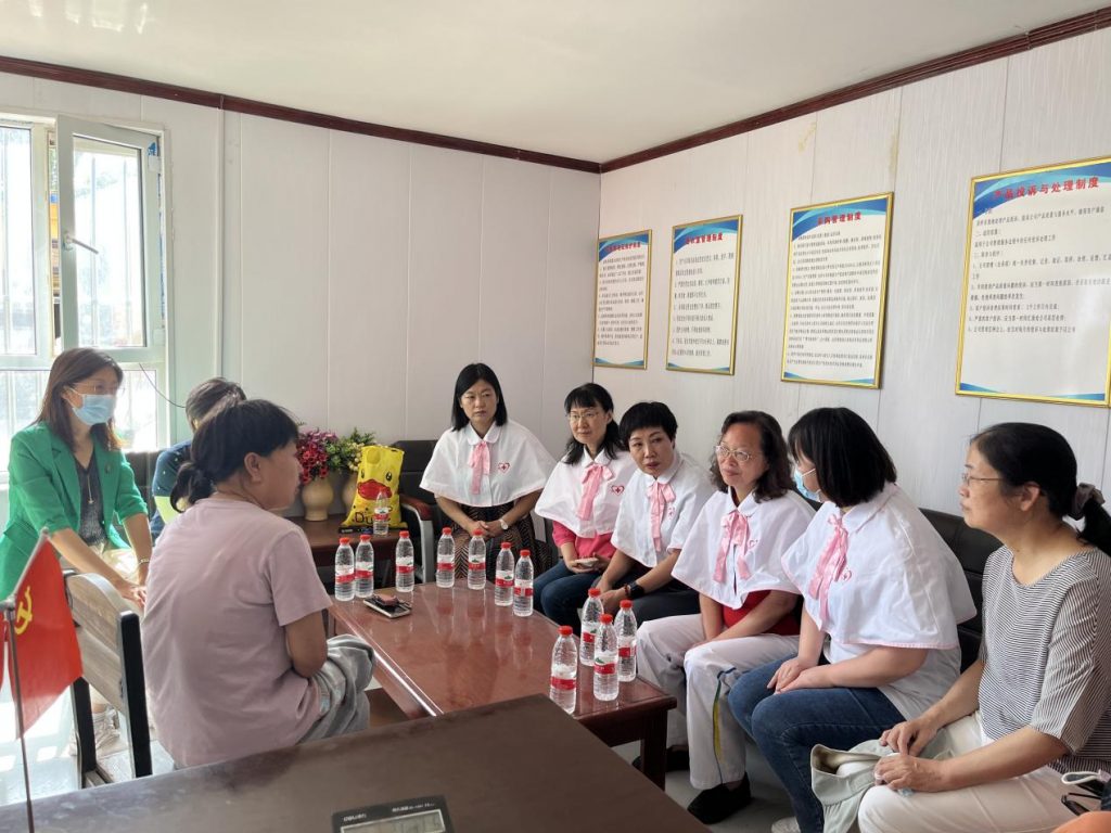 深圳市护士协会吴惠平会长一行赴喀什开展医疗援助