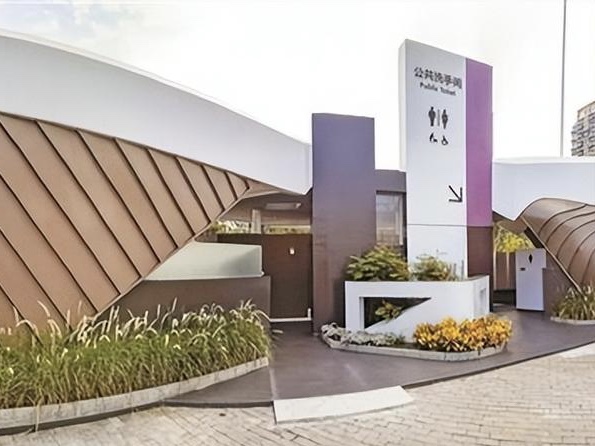 深圳街头小型装配式公厕取消收费 