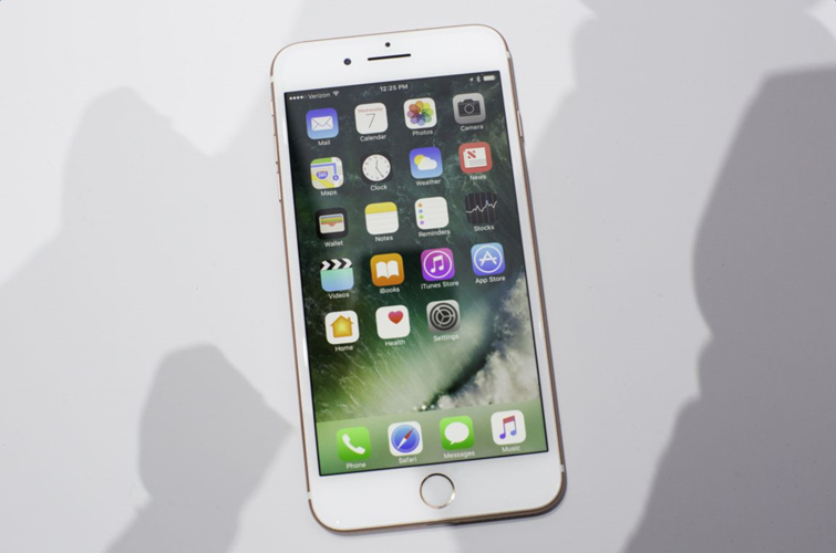 苹果iOS 16升级抛弃“神机”iPhone 7/Plus遭反对 