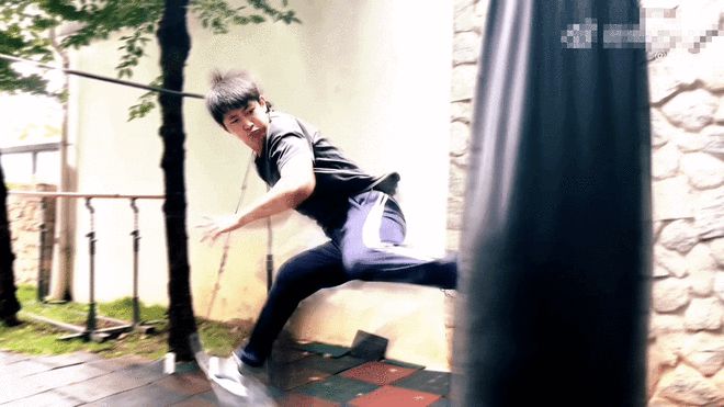 致敬港片!”隐秘的角落”史彭元挑战经典动作腾空后踢