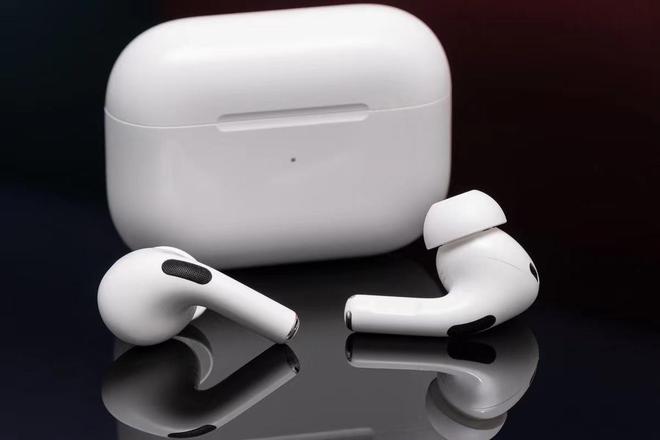 苹果无损音质来了?AirPods Pro2开卖第一天更新固件