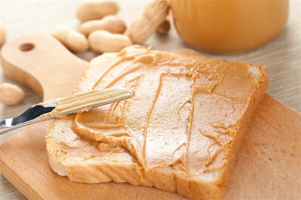 锻炼、节食减肥？其实吃花生就能达到目的，别费劲了