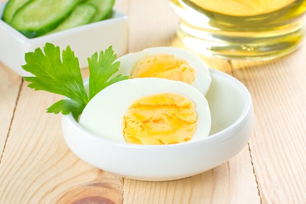 健康的减肥餐怎么吃：三个限制，一个适量 