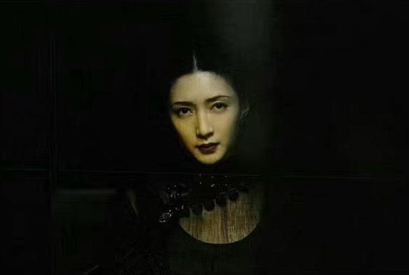 江疏影参演电影”无名”剧照释出 与梁朝伟有对手戏 