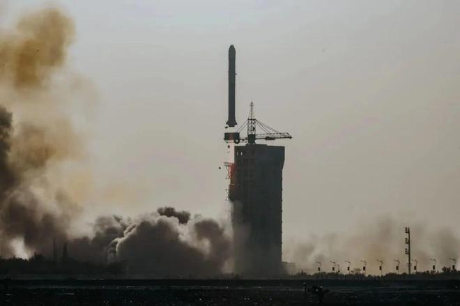 长二丁完成在酒泉的年度收官之战，将试验卫星送入预定轨道 