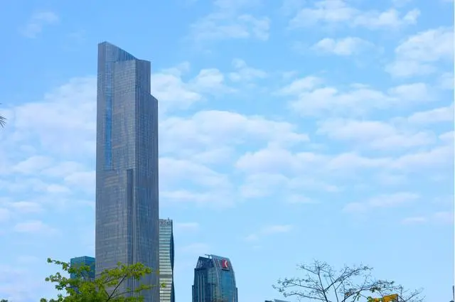 广州未来三天阳光仍然驻场，雾气拉低能见度 