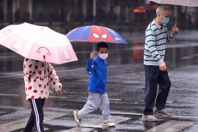 雨水走了冷空气要来，周日广州再次降温 