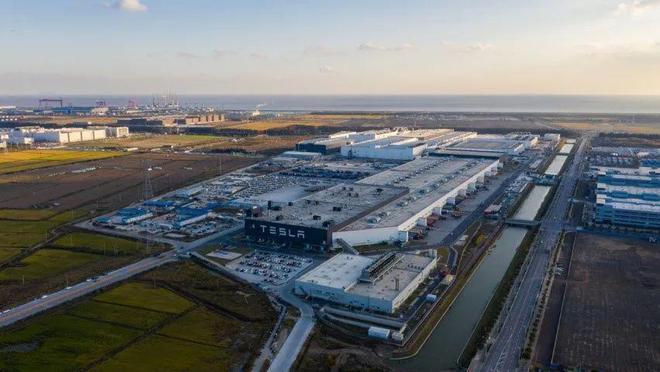 特斯拉上海工厂将大幅减产？特斯拉中国：主动减产说法不实 