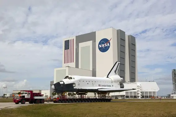 NASA正在让宇航员重返月球 谁将成为第一名登上月球的女性？ 