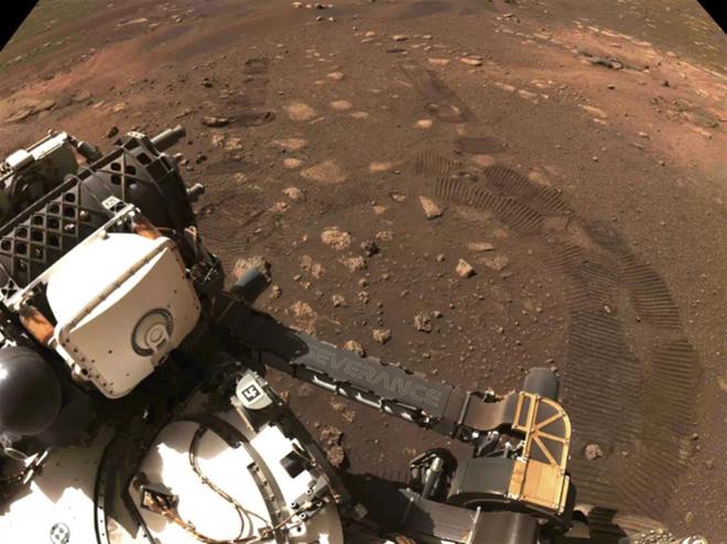 “毅力号”探测器首次记录到火星上的尘暴声，比地球上更安静 