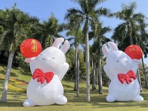 广州白云山进入“迎春模式” 赏花打卡年味浓 