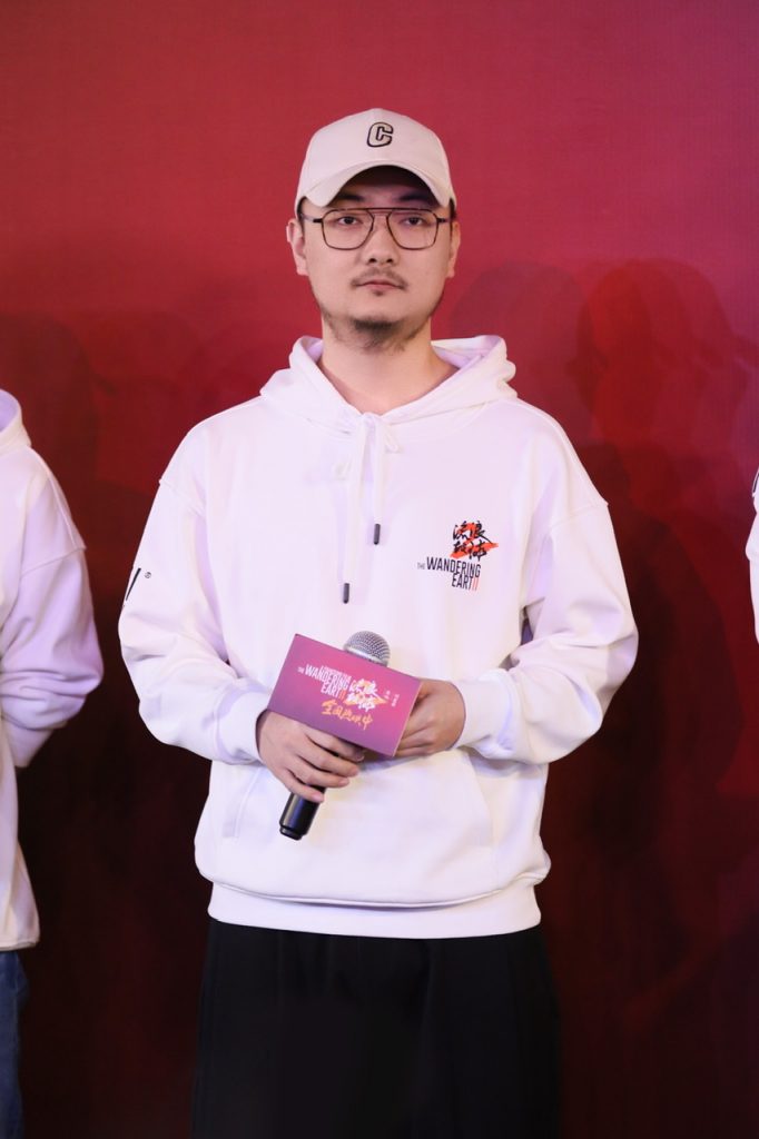 电影《流浪地球2》深圳路演五刷观众现场与导演过招 吴京想和刘培强说“新年快乐”