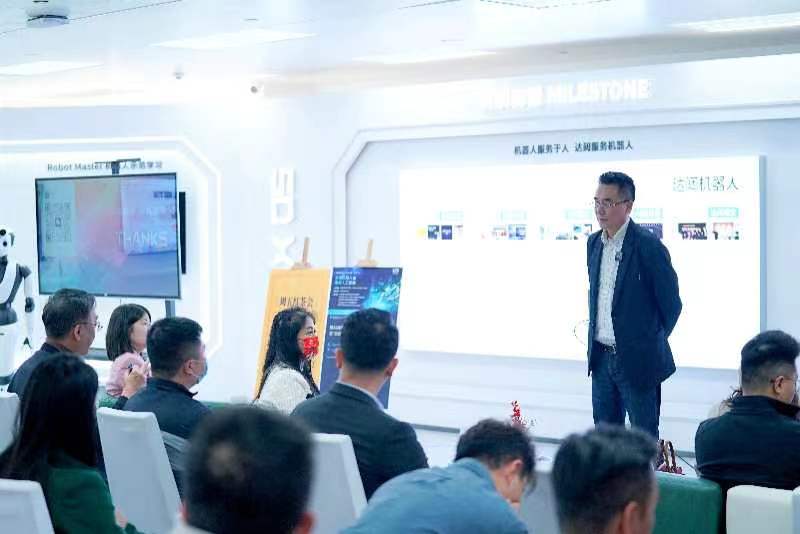 高层次人才齐聚合作区，共探人工智能发展新机遇
