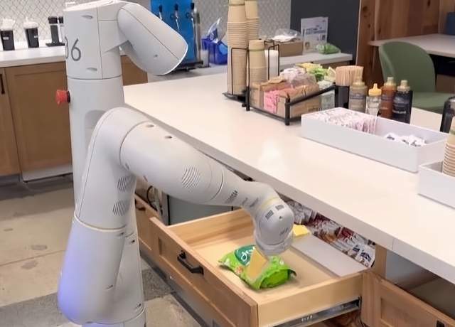 Google 新 AI 大模型来了