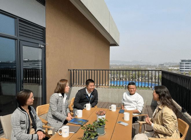 马云谈ChatGPT：要用人工智能去解决问题 而不是被人工智能所控制